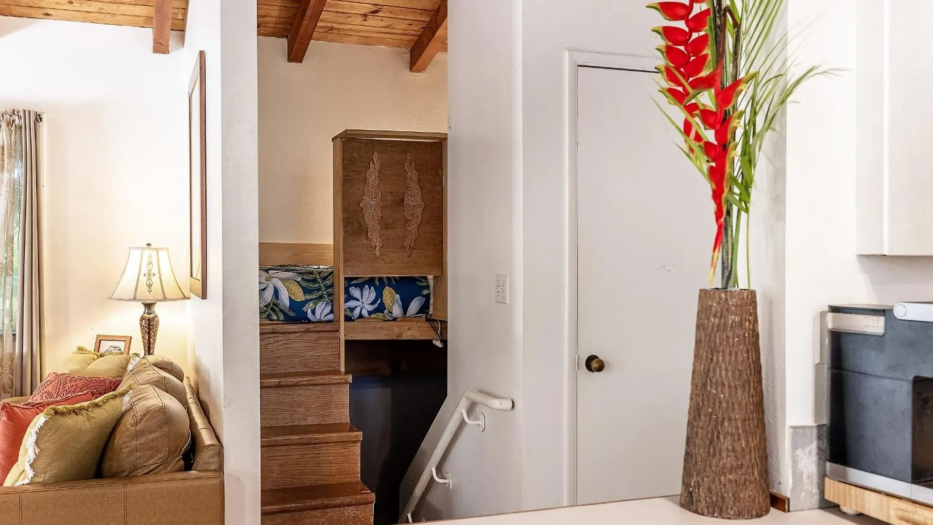 Spacious North Shore Apartment Near V-Land Haleiwa 0*,  United States